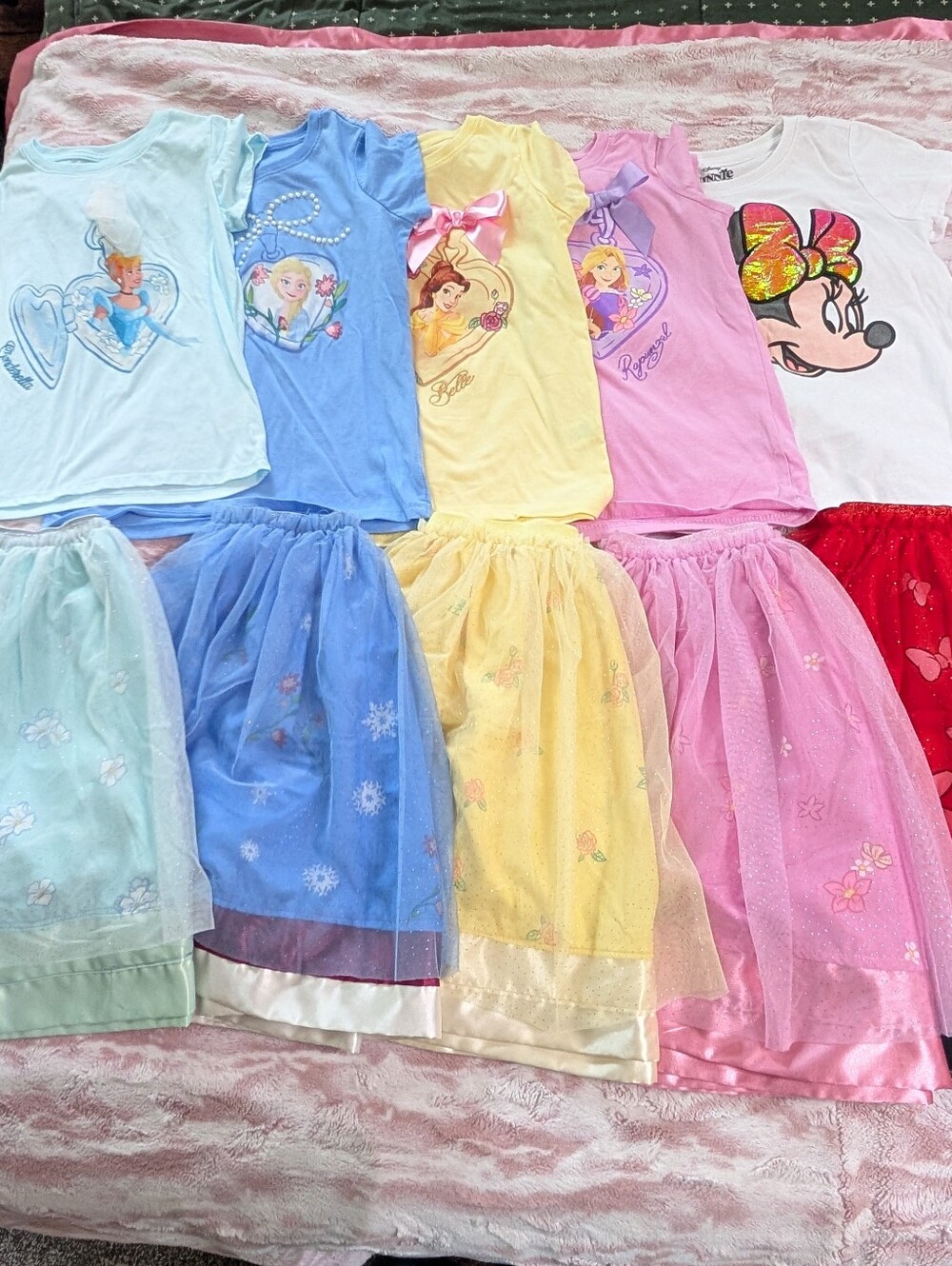Lot of 5 Adorable Girls' Disney Princess Outfits Size 9-10